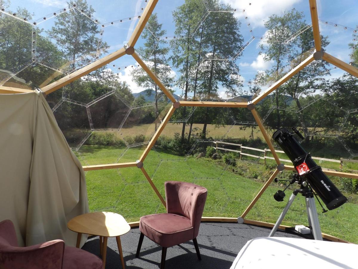 Camping 3 Etoiles - Piscine Chauffee - Vue Montagne سانت-غيرونز المظهر الخارجي الصورة